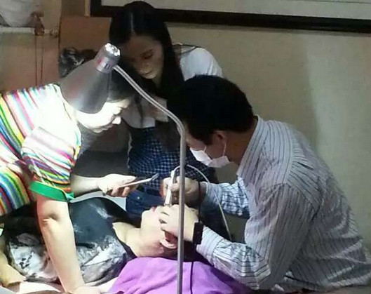 10,4 do” máquinas vasculares profissionais da terapia do laser da tela de toque LCD para o CE da veia da aranha